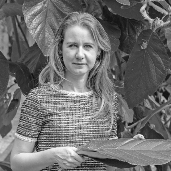 Roberta Paulert (UFPR / Palotina)